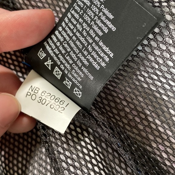 Helly Hansen • Bright Lavender Rain Coat Helly Tech Protection - Picture 15 of 16